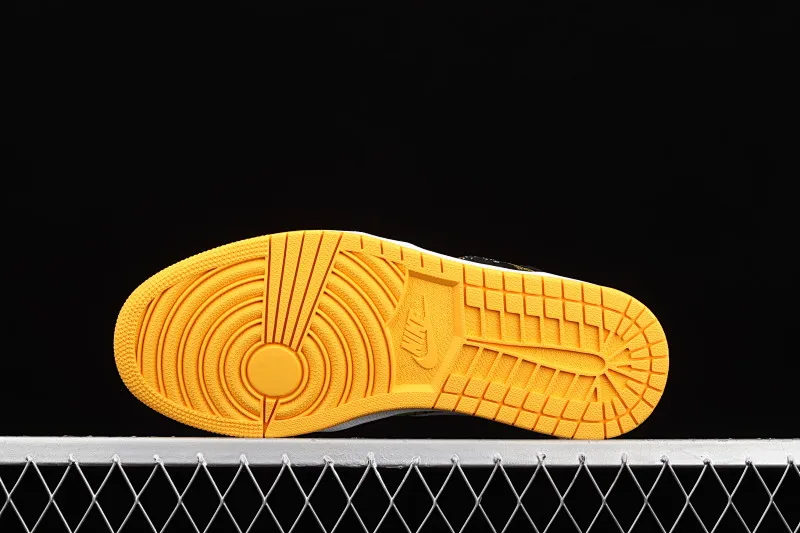All categories Air Jordan Jordan series basketball shoes Air Jordan 1 Mid Air Jordan 1 Mid SE AJ1 Joe 1 floral black China basketball shoes 555112-003
